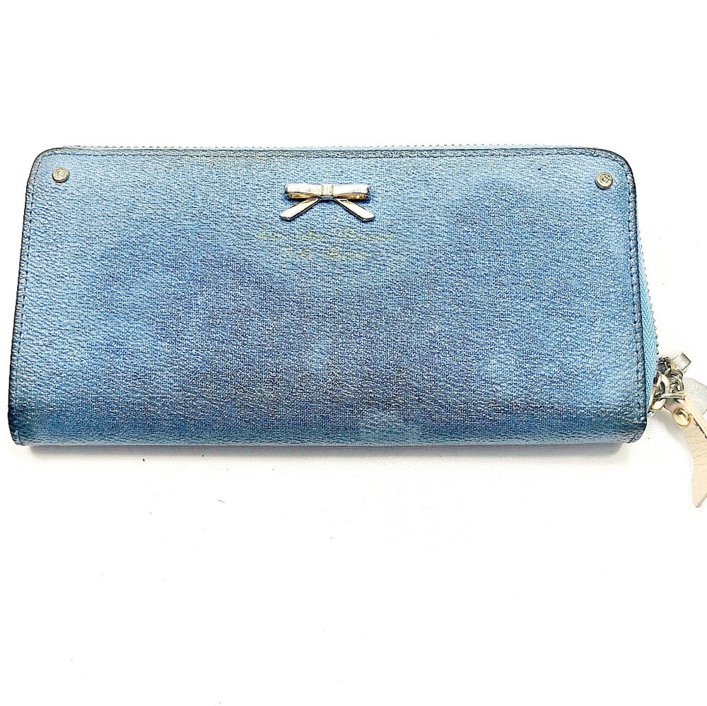 Samantha Thevasa Leather Bifold Wallet